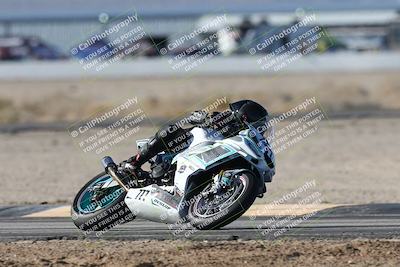 media/Dec-07-2025-CVMA (Sun) [[3e7d2de5dc]]/Race 11-Formula 2-CVMA Hooligans-American Thunder/